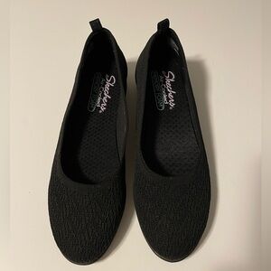 Skecher’s Black Cleo Flex Wedge - Flipside Size 7